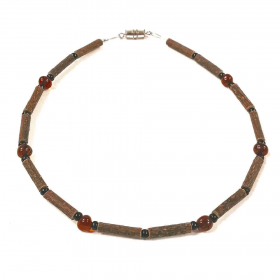 Collier 2-4 ans en noisetier et ambre de la Baltique 33cm Pur Noisetier